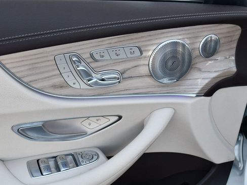 Used 2018 Mercedes-Benz E 400 4MATIC Coupe image 12