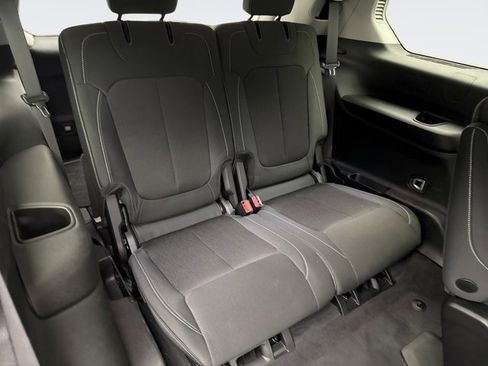 Used 2023 Jeep Grand Cherokee L Laredo image 19