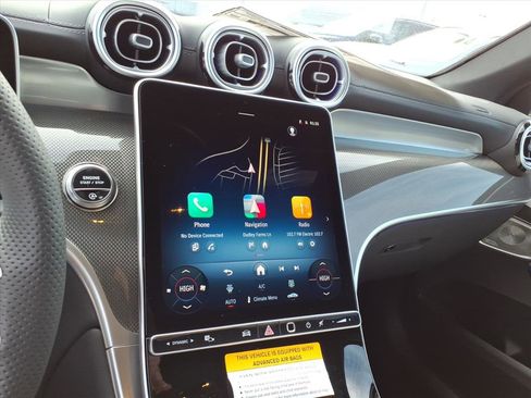 New 2026 Mercedes-Benz GLC 300 4MATIC image 19