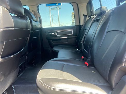 Used 2017 RAM 2500 Laramie w/ Convenience Group AWD/4WD image 11