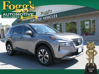 Used 2023 Nissan Rogue SV image 1