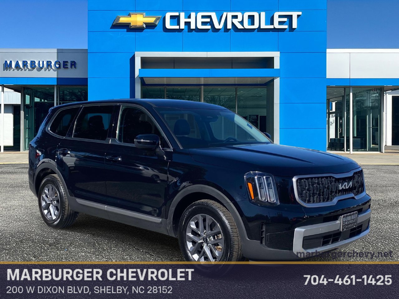 Used 2024 Kia Telluride LX AWD/4WD image 1