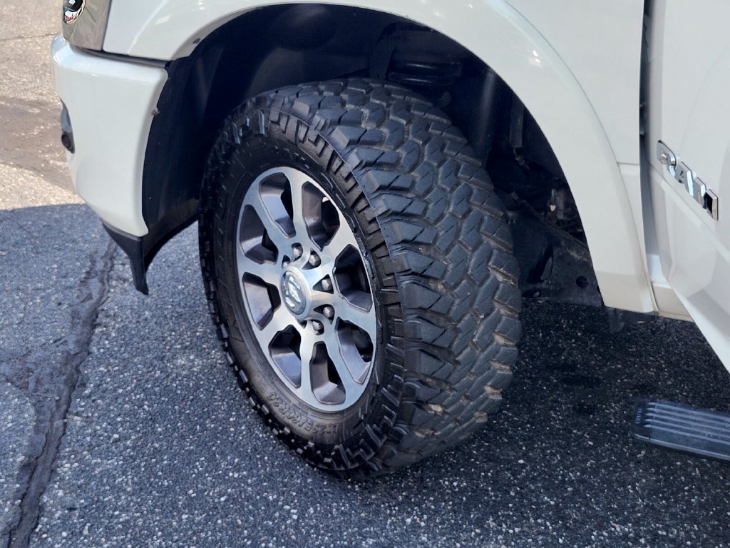 Used 2024 RAM 2500 Limited AWD/4WD image 33