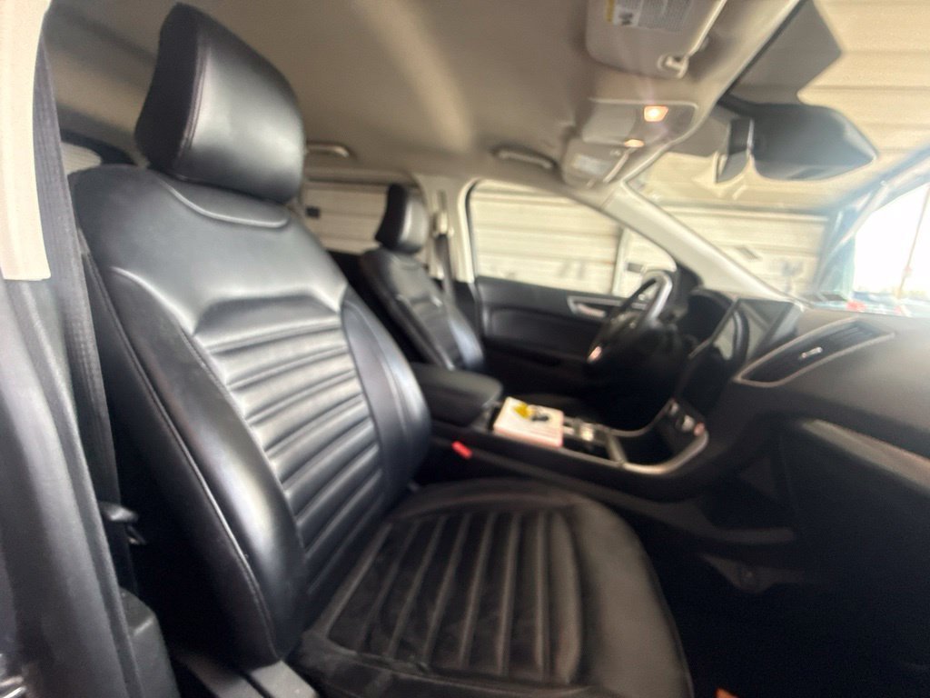 Used 2024 Ford Edge SEL AWD/4WD image 7