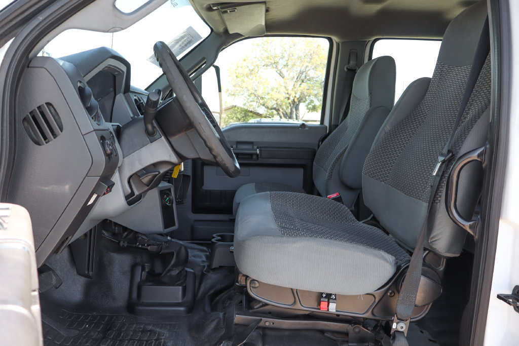 Used 2019 Ford F650 2WD Crew Cab Super Duty image 22