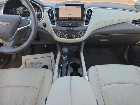 Used 2024 Chevrolet Malibu LT image 25
