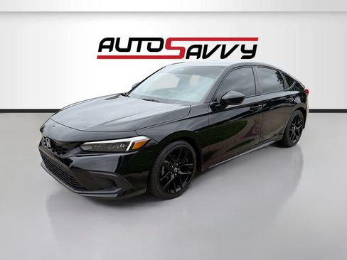 Used 2023 Honda Civic Sport image 3