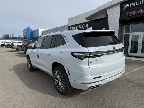 New 2026 Buick Enclave Avenir image 3