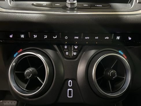 Used 2023 Chevrolet Blazer LT w/ Midnight/Sport Edition image 34