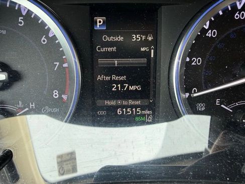 Used 2017 Toyota Highlander Limited AWD/4WD image 12