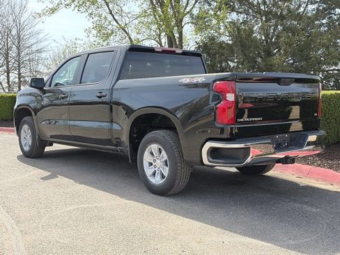 Used 2025 Chevrolet Silverado 1500 LT image 6