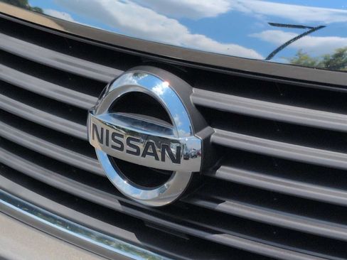 Used 2015 Nissan Quest SL FWD image 12