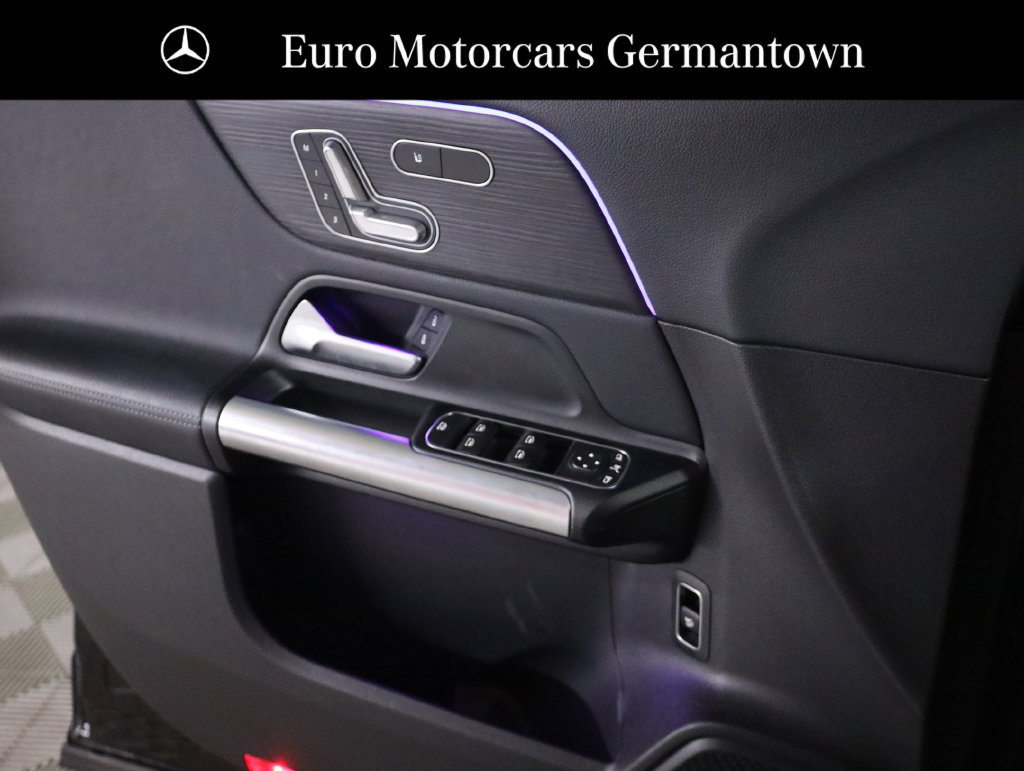Used 2023 Mercedes-Benz GLA 250 4MATIC image 13
