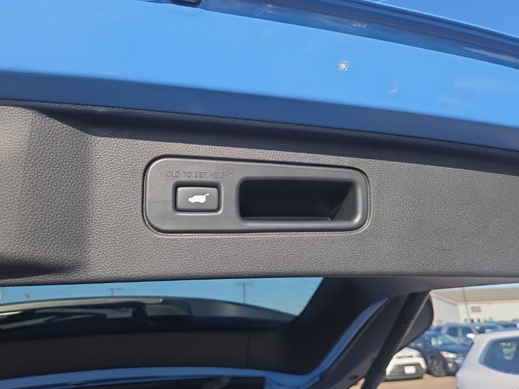 Used 2025 Honda Pilot TrailSport image 36