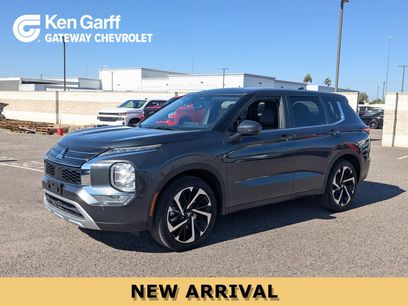 Used 2024 Mitsubishi Outlander SE