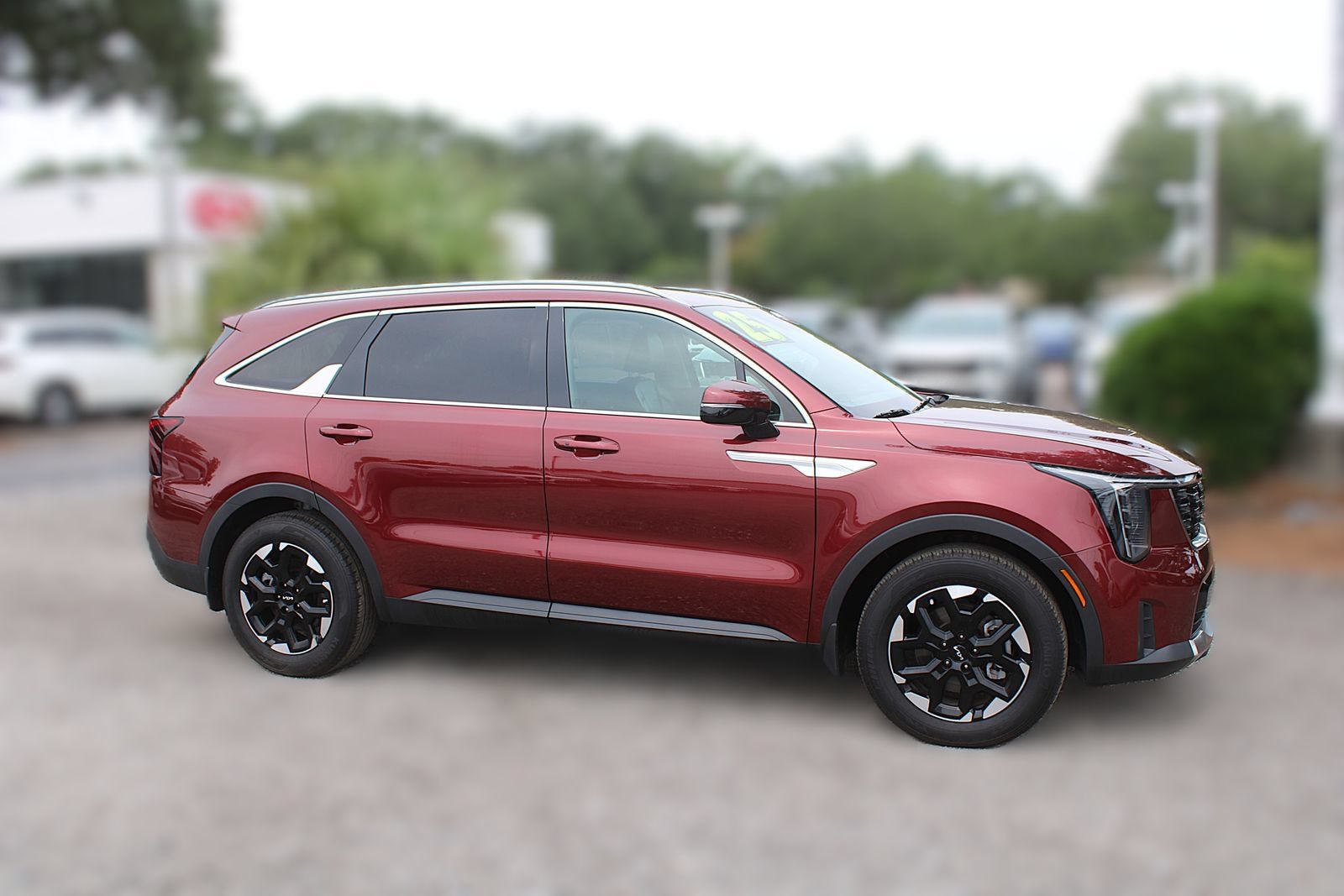 Certified 2025 Kia Sorento S FWD image 4