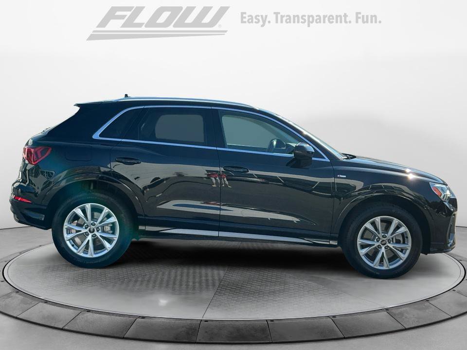 Used 2025 Audi Q3 2.0T Premium w/ Convenience Package AWD/4WD image 10