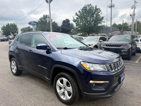 Used 2018 Jeep Compass Latitude AWD/4WD image 10