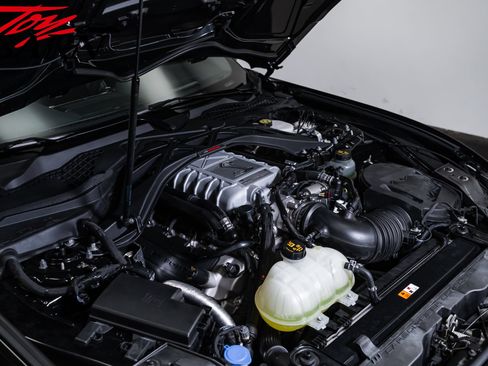 Used 2021 Ford Mustang Shelby GT500 w/ Technology Package RWD image 47