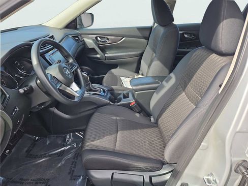 Used 2018 Nissan Rogue S image 25