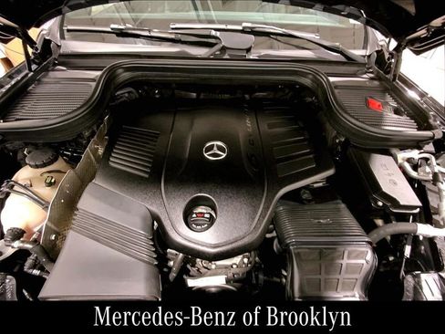 Certified 2022 Mercedes-Benz GLS 450 4MATIC image 31