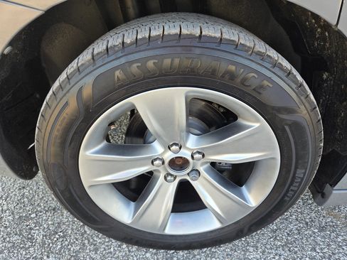 Used 2018 Dodge Charger SXT Plus image 10