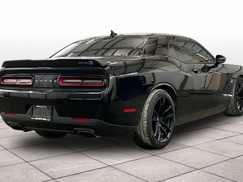 Used 2022 Dodge Challenger R/T Scat Pack w/ Dynamics Package image 11