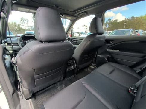 Certified 2025 Subaru Forester Limited w/ Protection Package image 16