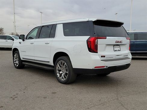 New 2026 GMC Yukon XL Elevation w/ LPO, Floor Liner Package image 7