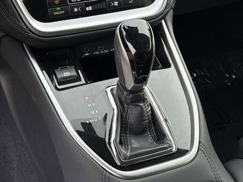 Used 2023 Subaru Outback Limited image 23