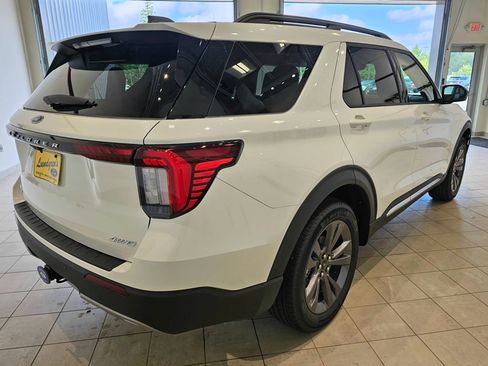New 2025 Ford Explorer Active w/ Active Comfort Package image 5