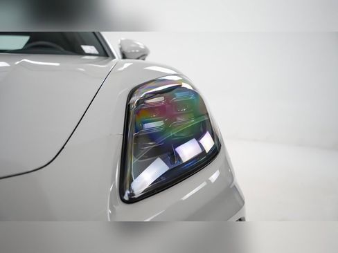 New 2025 Porsche Panamera 4 image 7