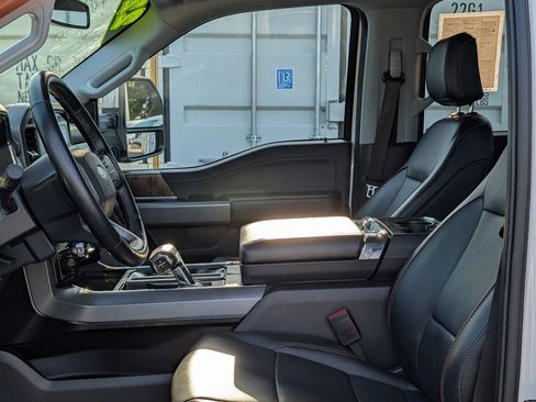 Used 2022 Ford F150 Lariat AWD/4WD image 25