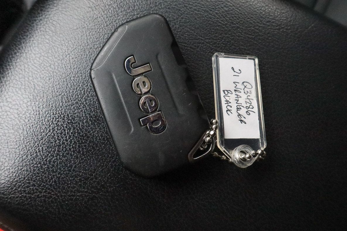 Used 2021 Jeep Wrangler Unlimited Sport AWD/4WD image 31