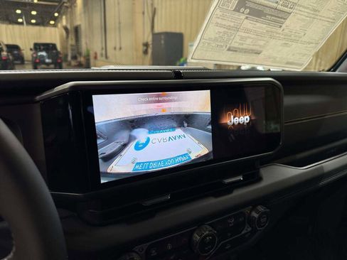 New 2026 Jeep Gladiator Sport image 32