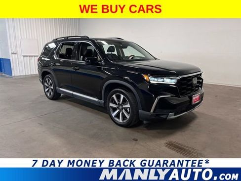 Used 2023 Honda Pilot Touring image 1