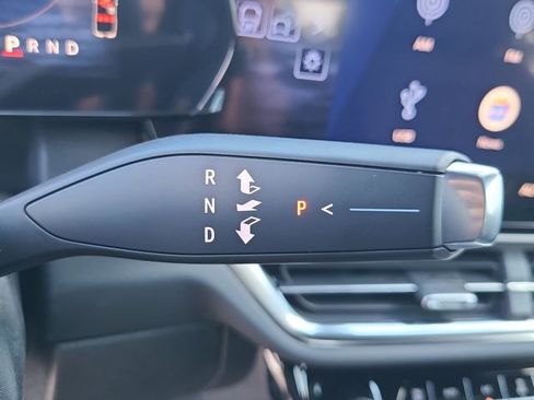 New 2026 Chevrolet Equinox EV LT w/ LPO, Blackout Package FWD image 33