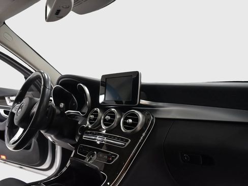 Used 2017 Mercedes-Benz C 300 4MATIC Sedan image 15