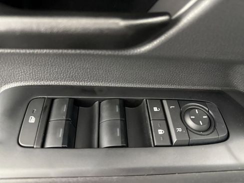 New 2025 Toyota Tacoma SR5 image 18