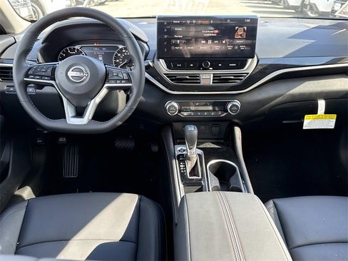 New 2025 Nissan Altima 2.5 SR w/ SR Premium Package image 2