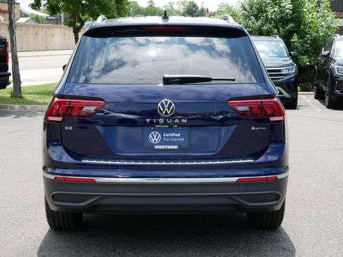 Used 2023 Volkswagen Tiguan SE AWD/4WD image 6