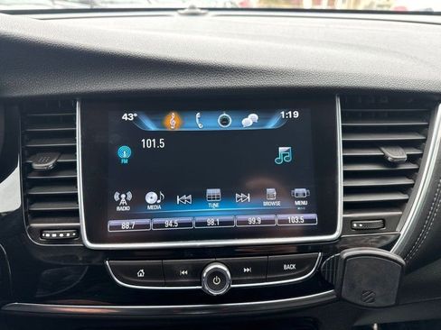 Used 2018 Buick Encore Sport Touring image 26