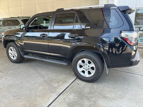 Used 2019 Toyota 4Runner SR5 Premium AWD/4WD image 2