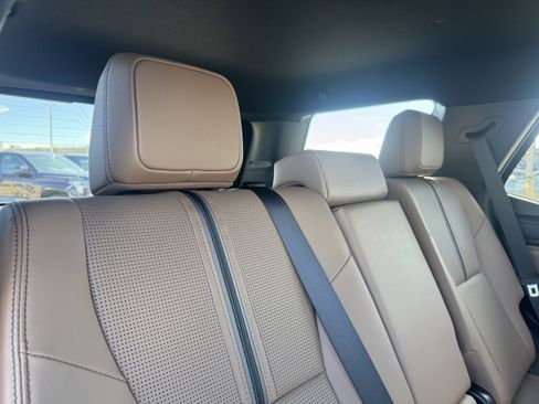 New 2026 Toyota 4Runner Limited image 19