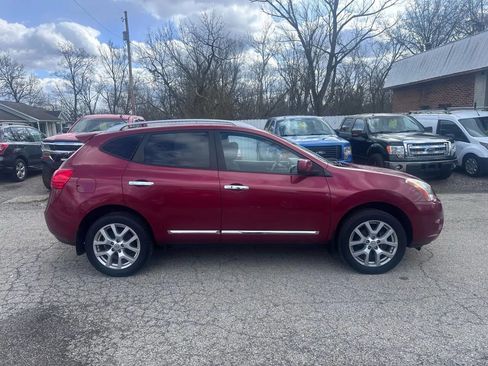 Used 2011 Nissan Rogue SV w/ SL Pkg image 4