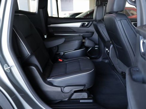 Used 2025 Buick Enclave Preferred image 30