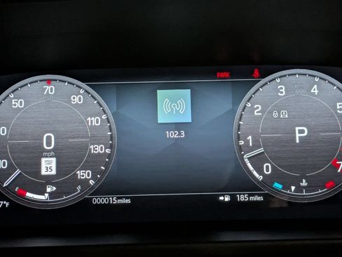 New 2026 Land Rover Defender 110 X-Dynamic SE AWD/4WD image 18