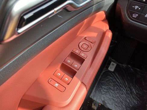 New 2026 Kia Sportage SX image 23