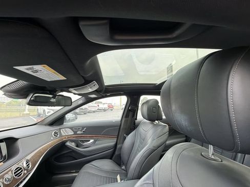 Used 2016 Mercedes-Benz S 550 4MATIC Sedan image 35