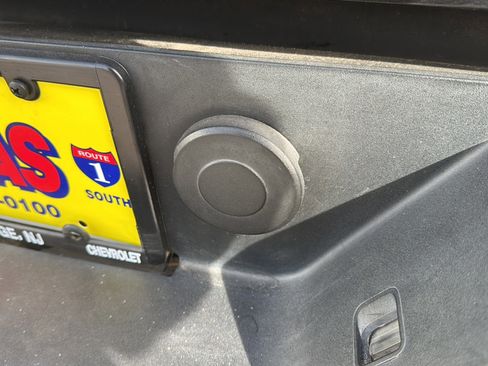 Used 2019 Chevrolet Silverado 1500 High Country image 46